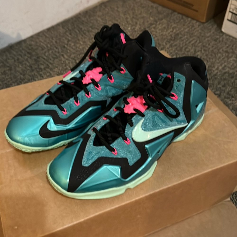 Lebron 11 South Beach